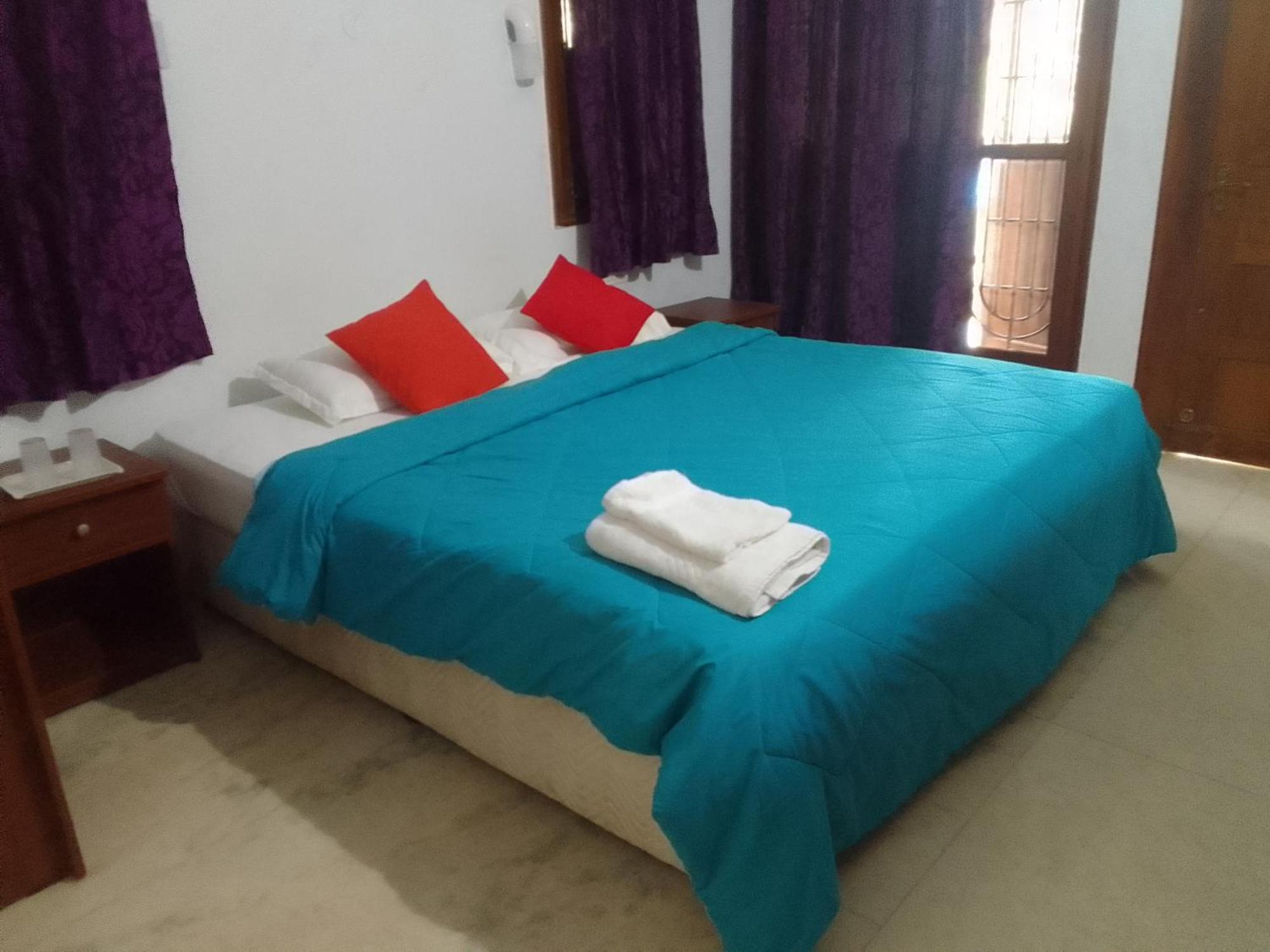 Peaceful Rooms At Pande Residency Patnem Beach Exterior foto